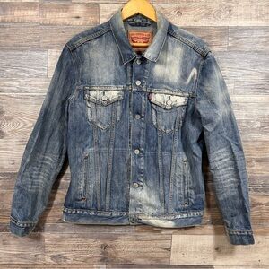 VTG 90’s Levis Acid Wash Denim Trucker Jean Jacket Red Tab Size Large